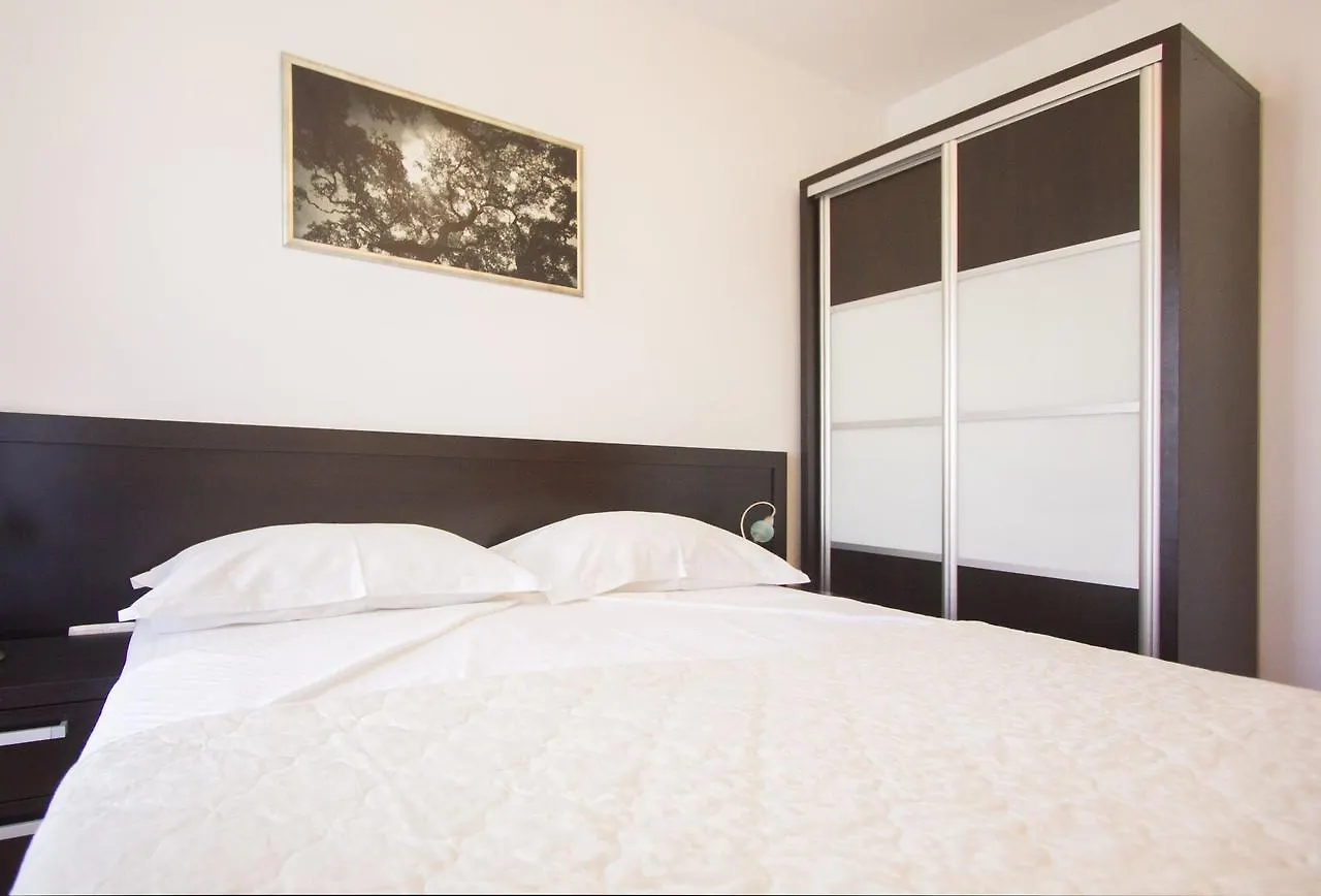 Apartments Paradise Trogir