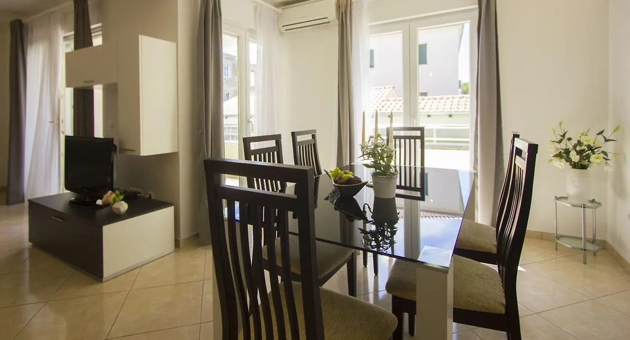 Apartments Paradise Trogir Croatia