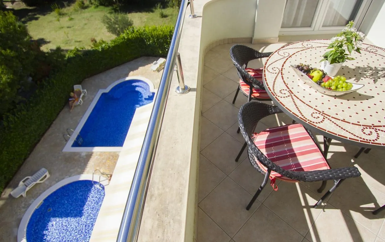 Apartments Paradise Trogir