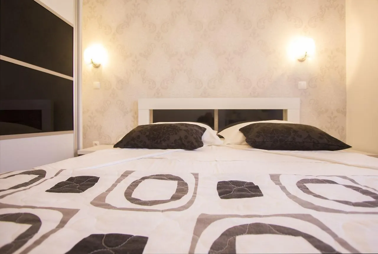 Apartments Paradise Trogir